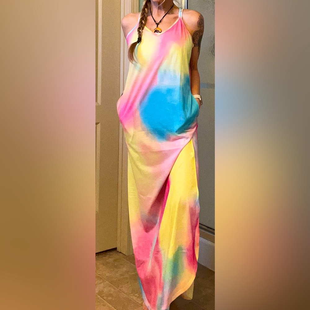 Tie dye spaghetti strap maxi dress, sz M